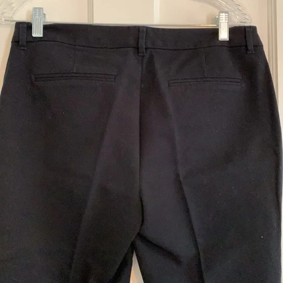 🐞Old Navy black Harper pants. Mid-rise. Size 8. - Picture 3 of 9